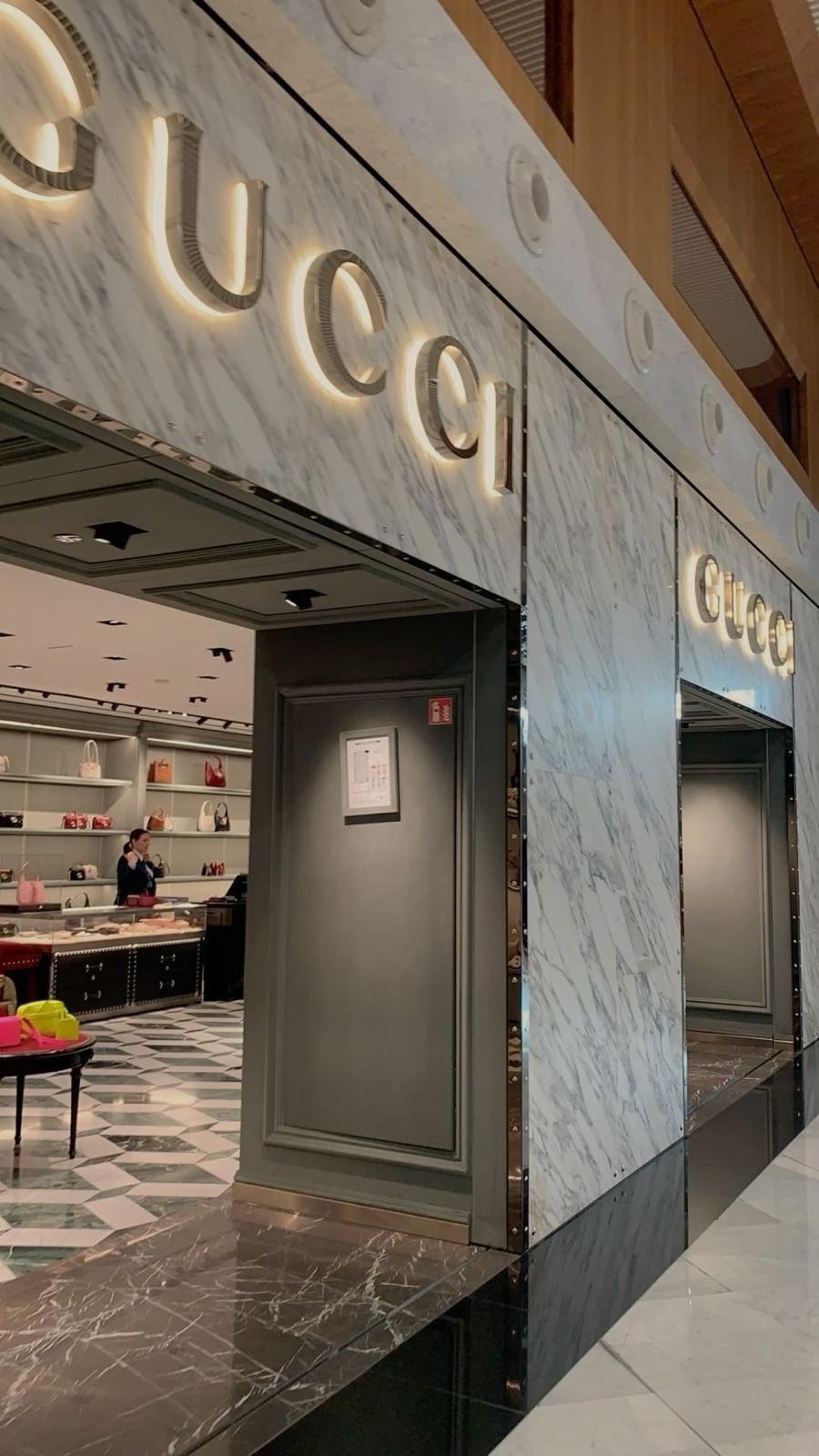 g